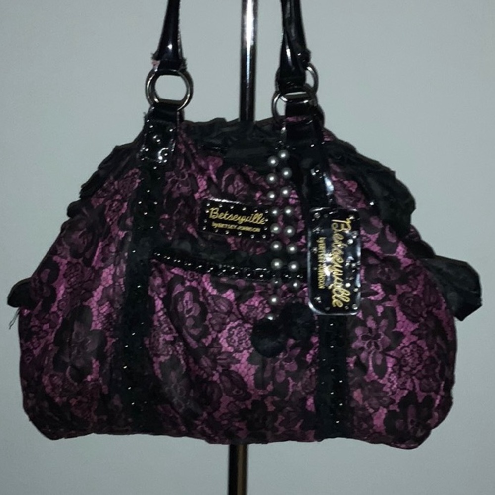 Betseyville Lace Look Patterned Tote